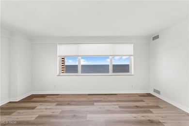 11850 Edgewater Dr unit 804, Lakewood, OH 44107 - photo 7