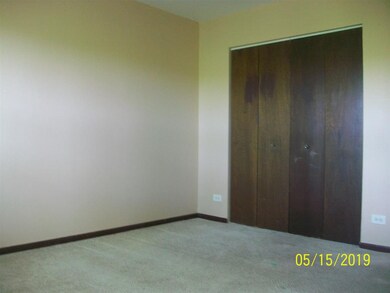 547 Fessler Ave unit 1, Naperville, IL 60565 - photo 2