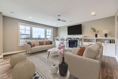 585 Jade Trail N, Lake Elmo, MN 55042 - photo 2