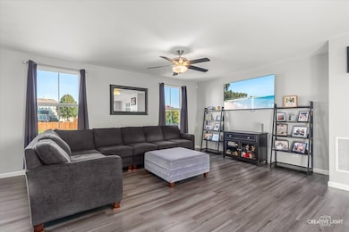 365 Shadow Wood Dr, Yorkville, IL 60560 - photo 7