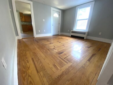 25 Elm St unit B, Newmarket, NH 03857 - photo 3