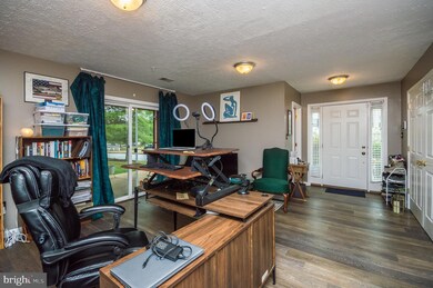 8708 Riverscape Ct, Odenton, MD 21113 - photo 4