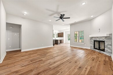 8 Drummore Dr, Bella Vista, AR 72715 - photo 4