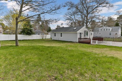12 Ivy St, Wareham, MA 02571 - photo 2