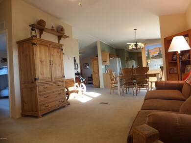 10321 W Mars Family Room & Dining Area