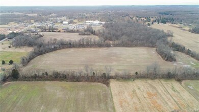 8235 Highway 135 NE, New Salisbury, IN 47161 - photo 7