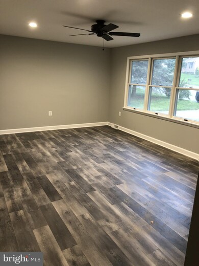 7254 Pommel Dr, Sykesville, MD 21784 - photo 2