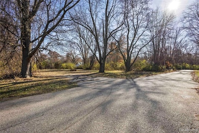 6073 Biddle St, Romulus, MI 48174 - photo 3