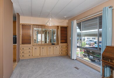 Dining area with built-ins