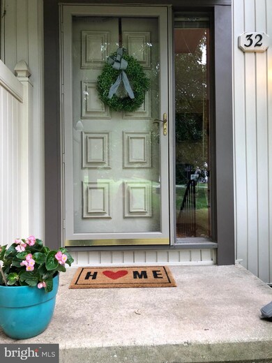 32 Dendron Ct, Parkville, MD 21234 - photo 4