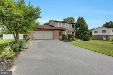 938 Bard Dr unit 24, Chambersburg, PA 17202 - photo 4