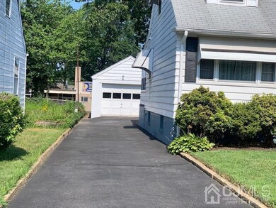 41 Maple Ave, Edison, NJ 08837 - photo 2