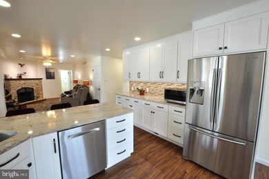 102 Berkshire Dr, Mount Laurel, NJ 08054 - photo 6