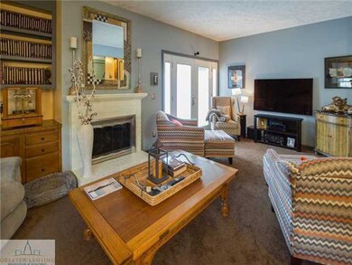 7126 Creekside Dr unit 56, Lansing, MI 48917 - photo 5