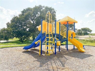 3472 Pointe Du Hoc Dr, Bryan, TX 77808 - photo 7