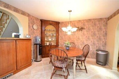 150 Dunstable Rd, North Chelmsford, MA 01863 - photo 4