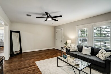 1812 Northwood St, Houston, TX 77009 - photo 4