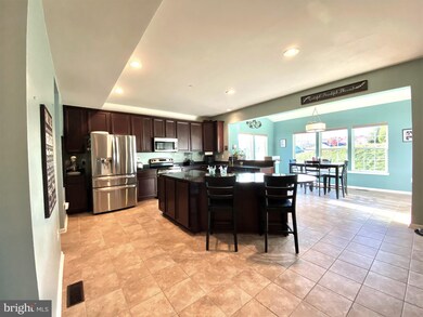 1138 Sassafras Cir, Eldersburg, MD 21784 - photo 7