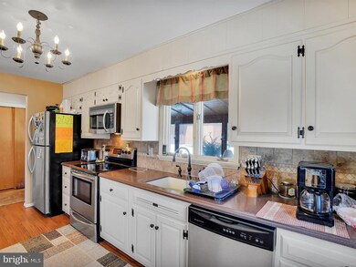 275 Drehersville Rd, Orwigsburg, PA 17961 - photo 5