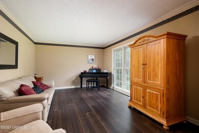 Music Room_13303 Creekview Rd