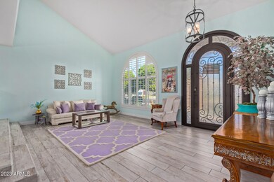 Entry/Living Room