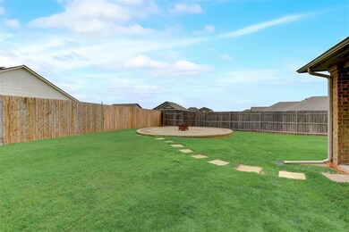 13301 SW 3rd St, Yukon, OK 73099 - photo 3