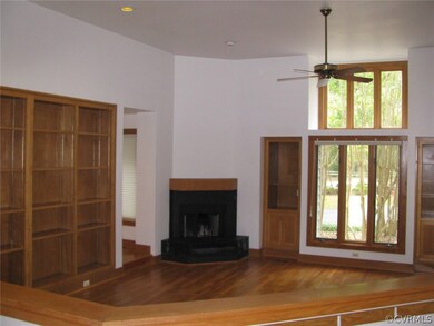 11308 Cloverhill Dr, Ashland, VA 23005 - photo 3