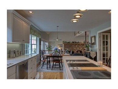 344 Whitford St, Manchester, NH 03104 - photo 4