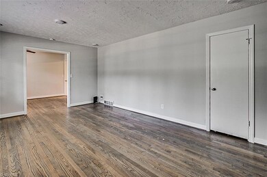 1108 Burney Rd, Asheboro, NC 27205 - photo 4