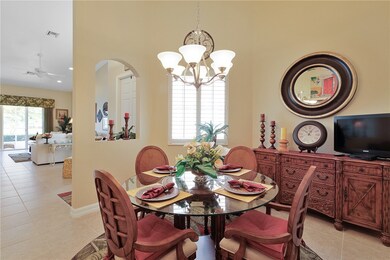 Breakfast/Dining Room