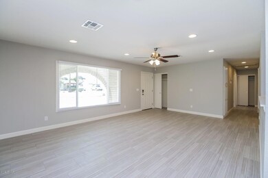 224 E Minton Dr, Tempe, AZ 85282 - photo 2