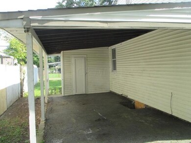 610 Pierce Ave, Columbus, OH 43213 - photo 3