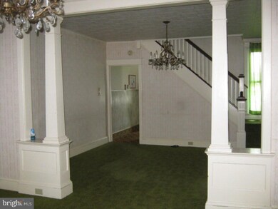 310 N Elizabeth St, Tamaqua, PA 18252 - photo 3