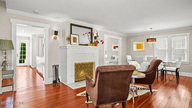 50 Orchard St Cos Cob CT 06807-large-008