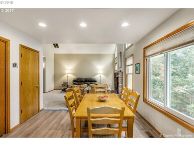 1415 Rosemarie Dr, West Linn, OR 97068 - photo 7