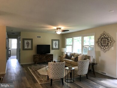 35771 Aviation Yacht Club Rd, Mechanicsville, MD 20659 - photo 4