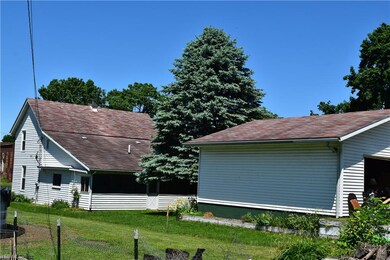 622 S 5th St, Coshocton, OH 43812 - photo 5