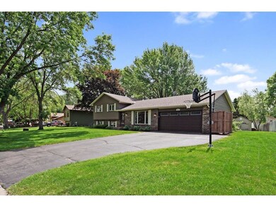 10119 108th Pl N, Maple Grove