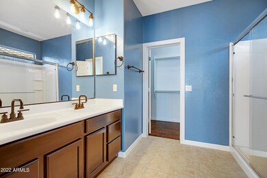 2262 N Hudson Ct-24
