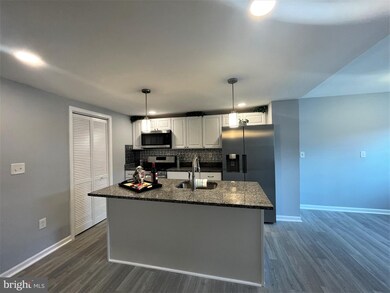 2747 Norfen Rd, Halethorpe, MD 21227 - photo 7