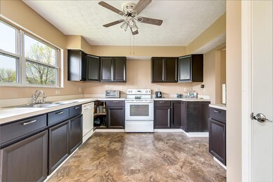 1313 Onslow-3