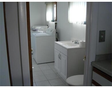 44 Birch St unit 1, Saugus, MA 01906 - photo 4