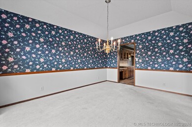 2704 SE Hillsboro Rd, Bartlesville, OK 74006 - photo 6