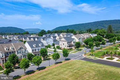 1220 Lander Creek Dr, Brunswick, MD 21716 - photo 5