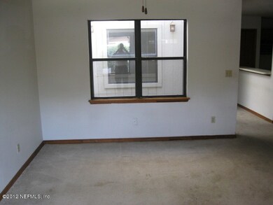 4341 Melissa Ct W, Jacksonville, FL 32210 - photo 2