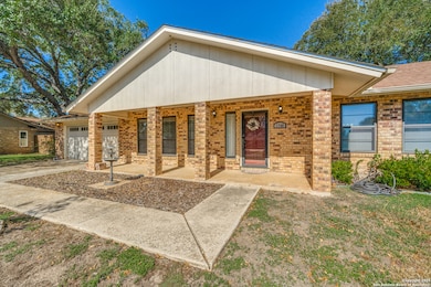 1746 Willow Creek Rd, Seguin, TX 78155 - photo 3