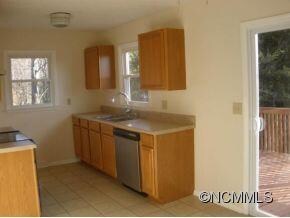 783 Starnes Cove Rd, Asheville, NC 28806 - photo 3