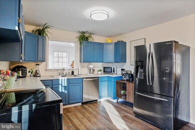 185 Baptist Ln, Linden, VA 22642 - photo 6