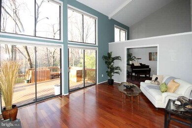 5422 Southport Ln, Fairfax, VA 22032 - photo 2