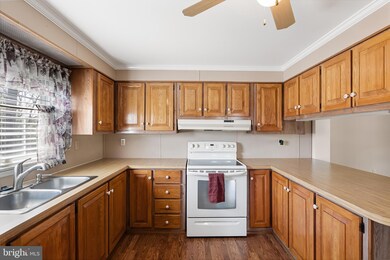 825 Woodchuck Dr, Mount Laurel, NJ 08054 - photo 7